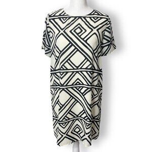 Everly Size M Shift Dress Short Sleeve Cream Black Art Deco Pattern Knee Length